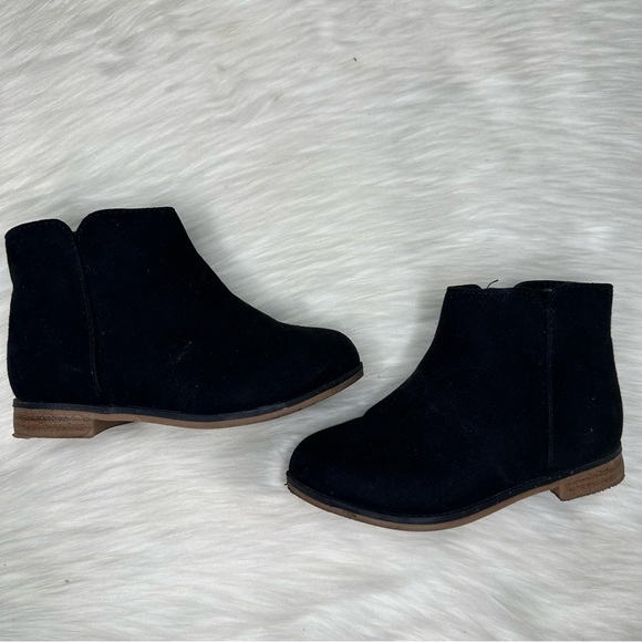 Cat & Jack Black Suede Booties Kids Size 8 - Picture 1 of 8